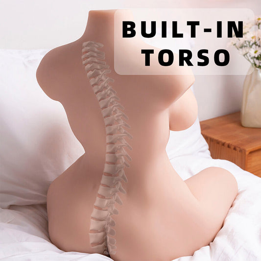 XISE - TORSO REALISTICO FEMMINILE ORDINATO CON SPINTA DI 71 CM